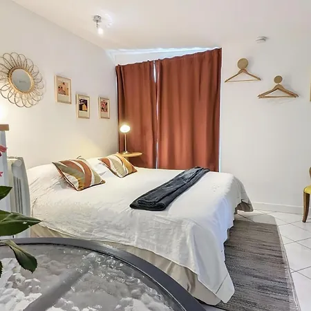 A La Comme A La Campagne Sainte-Savine