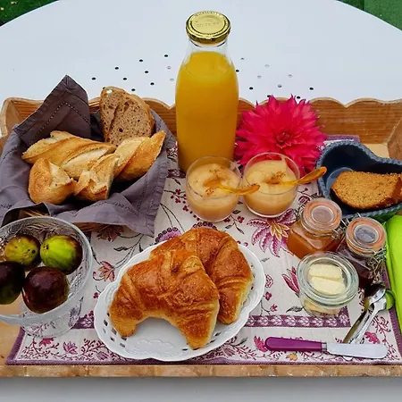 A La Comme A La Campagne * Sainte-Savine